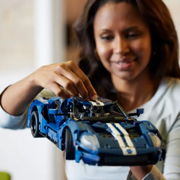 LEGO® Technic: Ford GT 2022 (42154) immagine 6