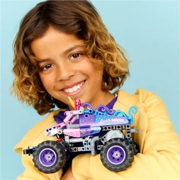 LEGO® Technic: Monster Jam™ Sparkle Smash™ – A retrocarica (42220) immagine 5
