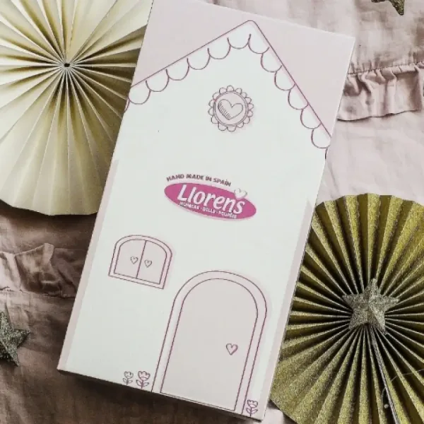 Llorens: Bambola piangente Tina di 44 cm con gilet rosa con cappuccio immagine 2
