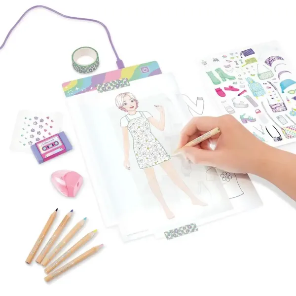 Make It Real: Tavola creativa per stilisti con illuminazione LED e modelli immagine 3