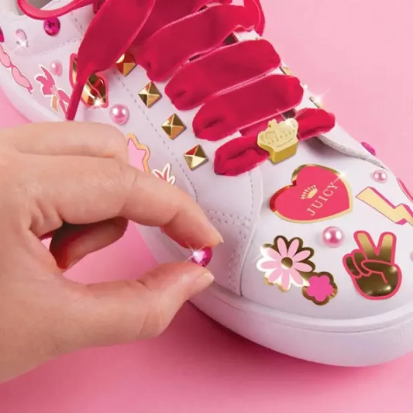 Make it Real: Juicy Couture - Set creativo per decorare scarpe Sticker Chic immagine 3