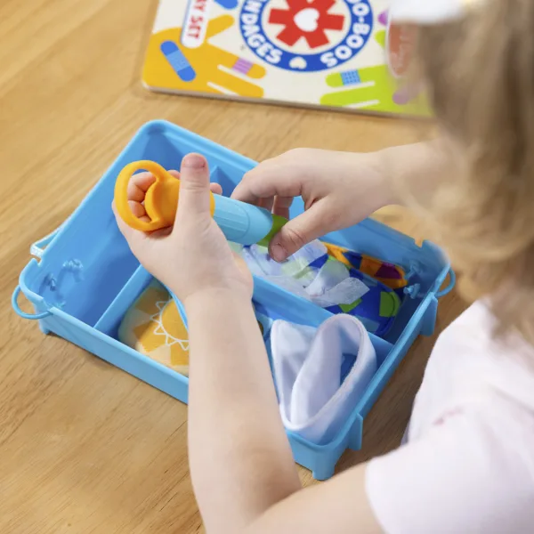 Melissa & Doug: Boo-boos e cerotti kit di pronto soccorso - Spin Master immagine 4