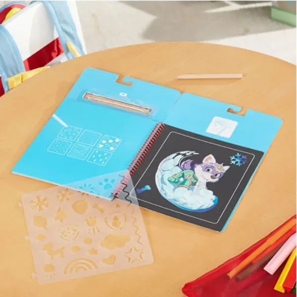 Melissa & Doug: Gioco creativo con graffi dimmagine di Skye della Paw Patrol immagine 3