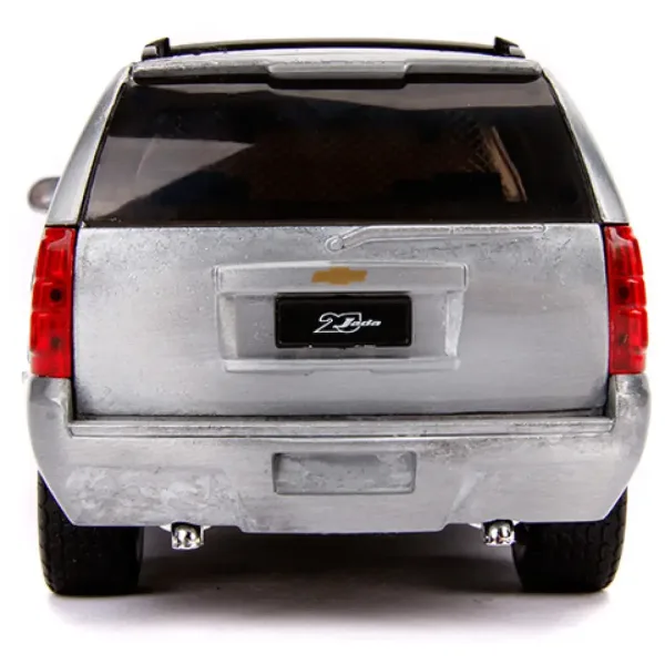 Modello dauto in metallo Chevy Tahoe 2010 1/24 - Simba Toys immagine 6