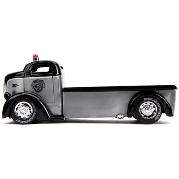 Modello di auto in metallo Ford COE Flatbed del 1948 in scala 1/24 - Simba Toys immagine 3