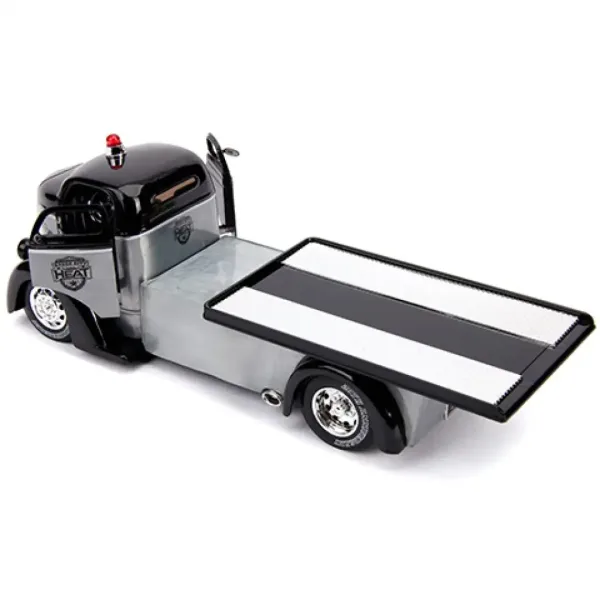 Modello di auto in metallo Ford COE Flatbed del 1948 in scala 1/24 - Simba Toys immagine 4