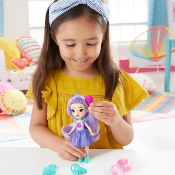 Napsugár: Blair bambola con accessori 15cm - Mattel immagine 3