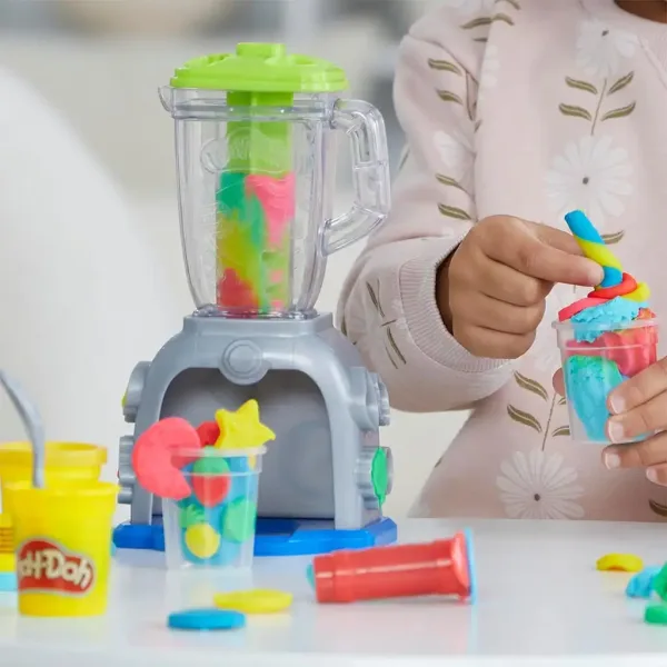 Play-Doh: Frullatore Swirlin Smoothies con 5 vasetti di pasta modellabile 198g immagine 4