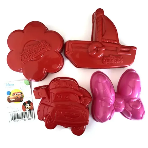 Set di formine per sabbia Disney Cars e Minnie Mouse 4 pezzi immagine 2