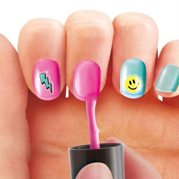 So Bomb: Salone per manicure e spa delle mani immagine 5