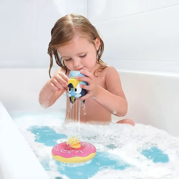 Tomy Toomies: Giocattolo da bagno Bluey con ciambella gonfiabile immagine 2