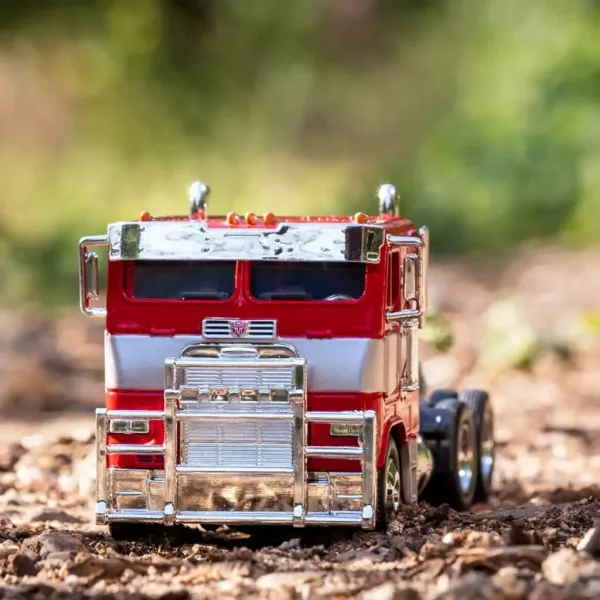Transformers: Optimus Prime T7 modello di auto in metallo 1/32 - Simba Toys immagine 8
