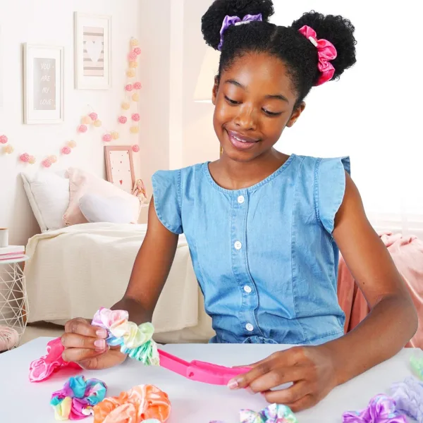 WeCool: ILY DIY Scruncheeze set per creare elastici per capelli immagine 5