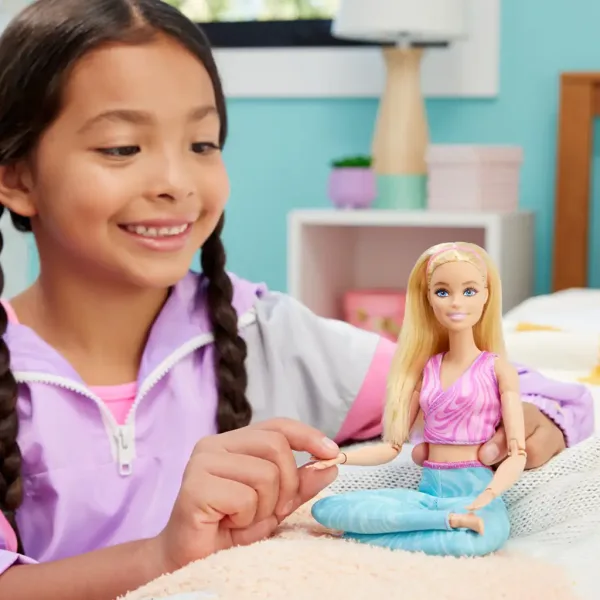 Barbie: Bambola yoga flessibile con capelli biondi - Mattel Unico immagine 6