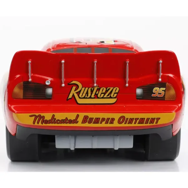 Cars: Auto in metallo di Lightning McQueen con cofano apribile in scala 1/24 - Simba Toys immagine 3
