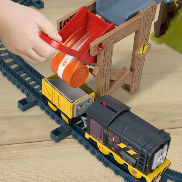 Fisher-Price: Thomas e i suoi amici Diesel Lift & Load set ferroviario da costruzione con treno motorizzato - Mattel immagine 3