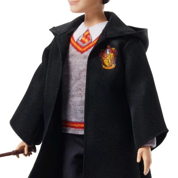 Harry Potter: Harry bambola in mantello con bacchetta - Mattel immagine 3