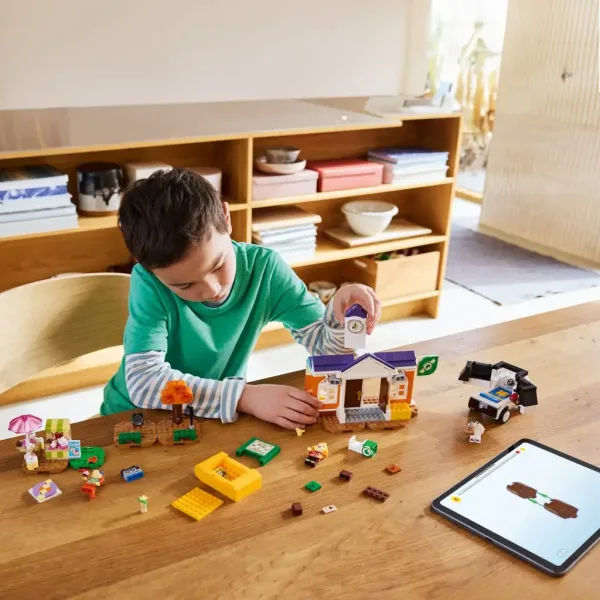 LEGO® Animal Crossing™: il concerto di K.K. nella piazza (77052) immagine 3