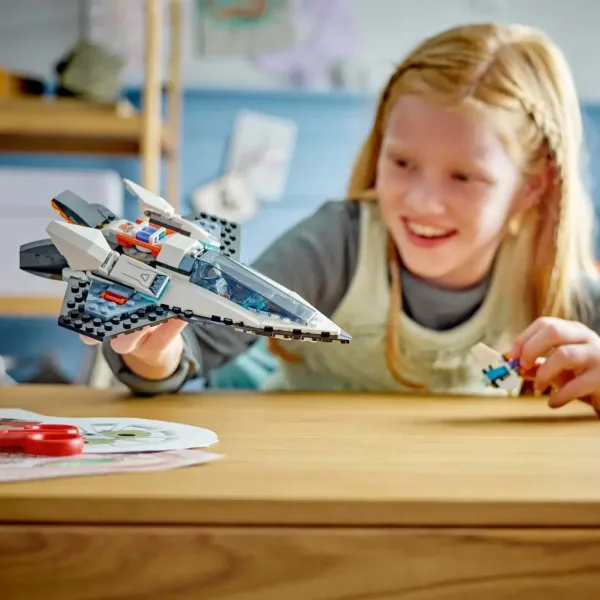 LEGO® City: Nave spaziale interstellare (60430) immagine 4