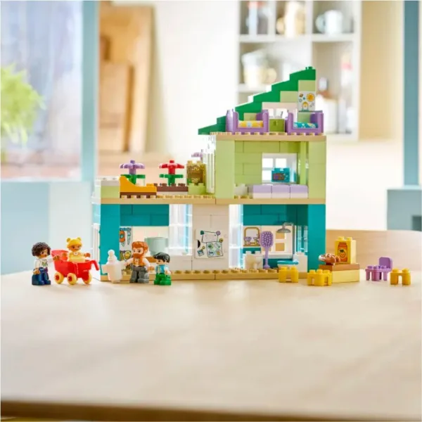 LEGO® DUPLO®: casa moderna 3 in 1 con figure (10470) immagine 5