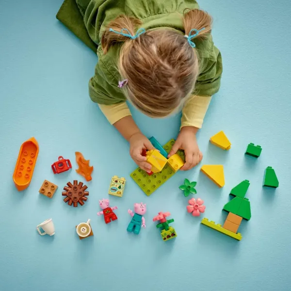 LEGO® DUPLO®: Peppa Pig Gita in campeggio (10452) immagine 3