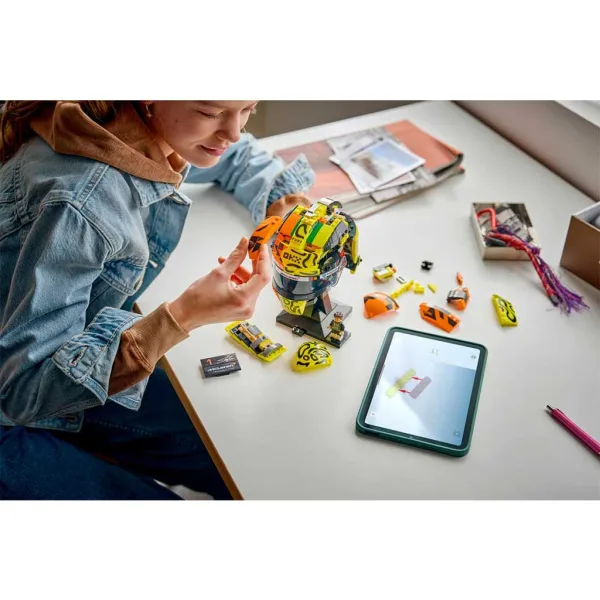 LEGO® Edizioni: casco McLaren Mastercard F1® Team Lando Norris (43023) immagine 4