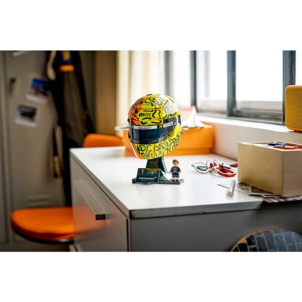 LEGO® Edizioni: casco McLaren Mastercard F1® Team Lando Norris (43023) immagine 6