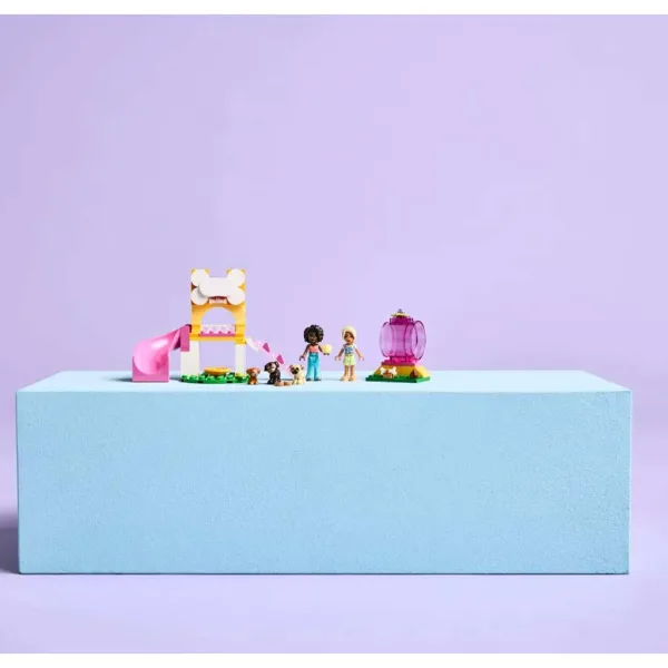 LEGO® Friends: Parco giochi per cani (42665) immagine 6