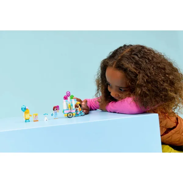 LEGO® Friends: Venditore di gelati e palloncini (42692) immagine 7