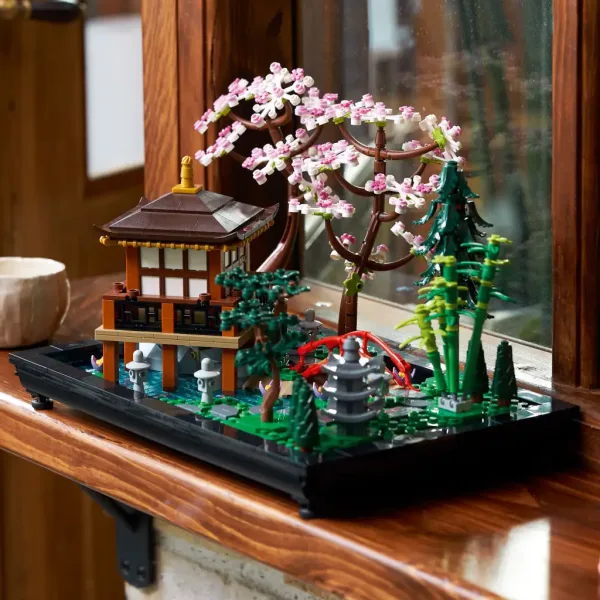 LEGO® Icons: Giardino giapponese (10315) immagine 10