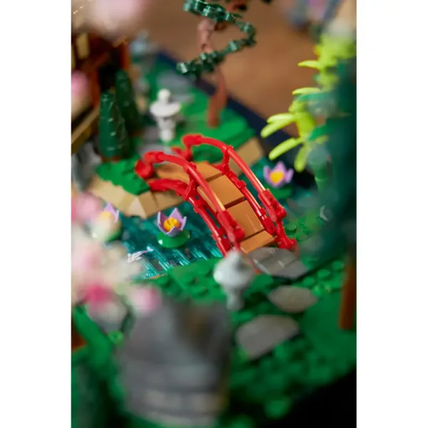 LEGO® Icons: Giardino giapponese (10315) immagine 4