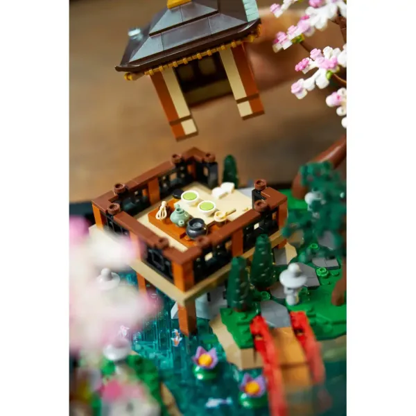 LEGO® Icons: Giardino giapponese (10315) immagine 5