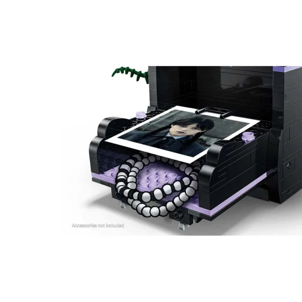 LEGO® Mercoledì: Zaino di Mercoledì (76787) immagine 5