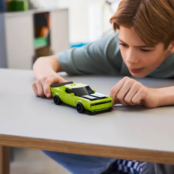 LEGO® Speed Champions: Dodge Challenger SRT Hellcat auto sportiva (77237) immagine 6