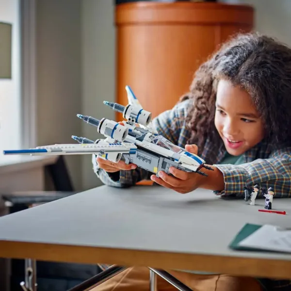 LEGO® Star Wars™: Caccia U-wing Ribelle™ (75399) immagine 4
