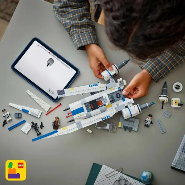 LEGO® Star Wars™: Caccia U-wing Ribelle™ (75399) immagine 7