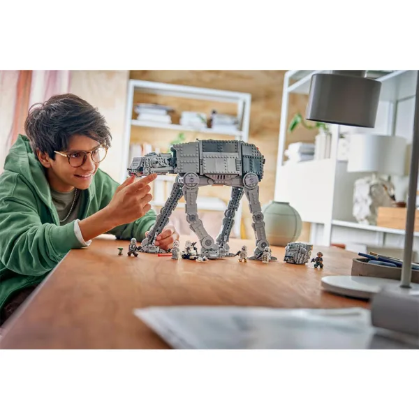 LEGO® Star Wars™: L'AT-AT™ dell'Impero Rinato con INT-4 immagine 10