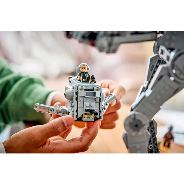 LEGO® Star Wars™: L'AT-AT™ dell'Impero Rinato con INT-4 immagine 14