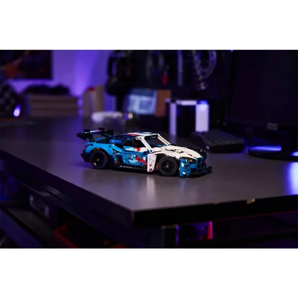 LEGO® Technic: BMW M4 GT3 EVO auto da corsa (42226) immagine 7