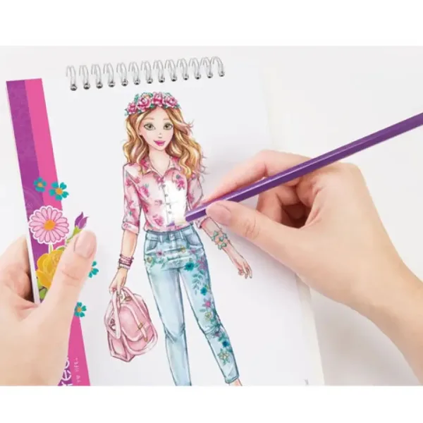 Make it Real: Quaderno di design per stilisti con accessori - Abiti romantici immagine 4