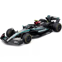 Bburago: modellino in metallo Mercedes-AMG F1 W15 Performance, auto da corsa F1 scala 1:43 (Lewis Hamilton #44) immagine 2
