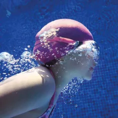 Bestway: Cuffia da nuoto in silicone Glider™ dai 14 anni in su, disponibile in 3 colori, 1 pezzo immagine 2