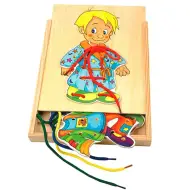 Gioco di legno con lacci per vestire ragazzi