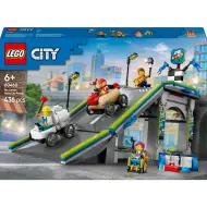 LEGO® City: Senza confini: Pista da corsa con rampe (60460)