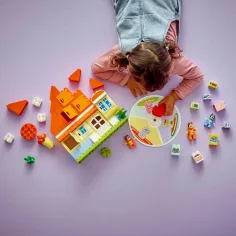 LEGO® DUPLO®: La casa di famiglia di Bluey™ gioco di memoria (10459) immagine 8