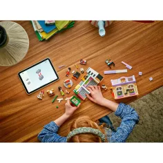 LEGO® Friends: Negozio di strumenti musicali e appartamento (42653) immagine 9