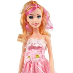 Nicky: Bambola di moda gigante con capelli biondi in abito rosa con effetti sonori, 56 cm immagine 3