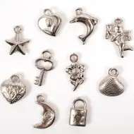 PlayBox: Ciondoli infilabili in plastica color argento, confezione da 200 pezzi