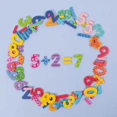 PlayBox: Numeri e simboli magnetici, set da 68 pezzi immagine 2