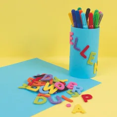 PlayBox: Set di 500 lettere e numeri in feltro autoadesivi immagine 3